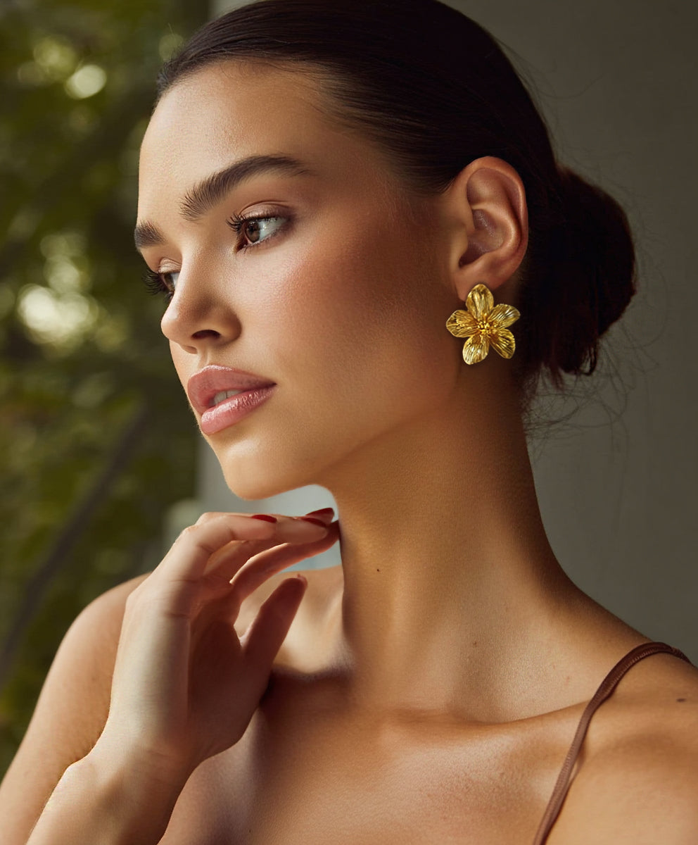 Blooming Floral Earrings In Gold Tone