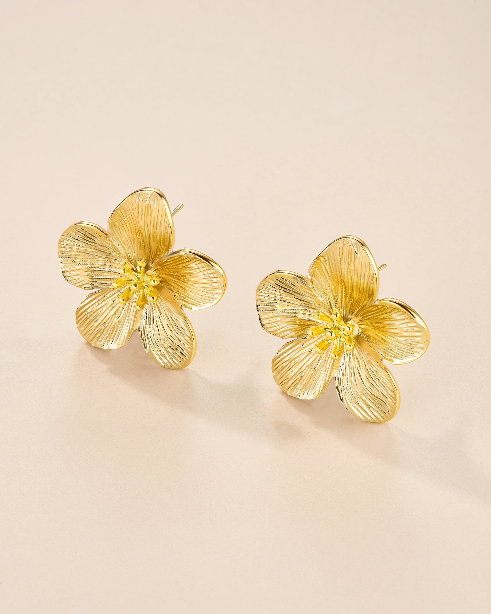 Blooming Floral Earrings In Gold Tone