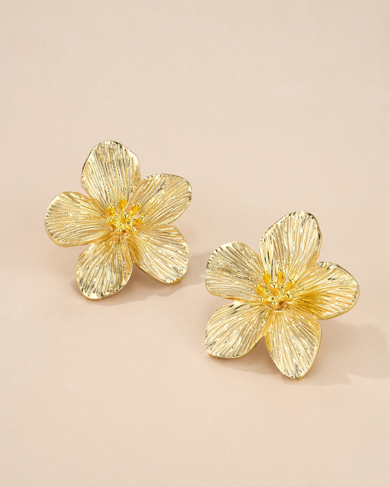 Blooming Floral Earrings In Gold Tone