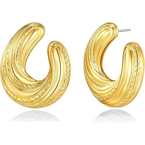 SNGIA 18K Gold Plated Horseshoe Hoop Earrings for Women, Textured Ribbed Statement Style