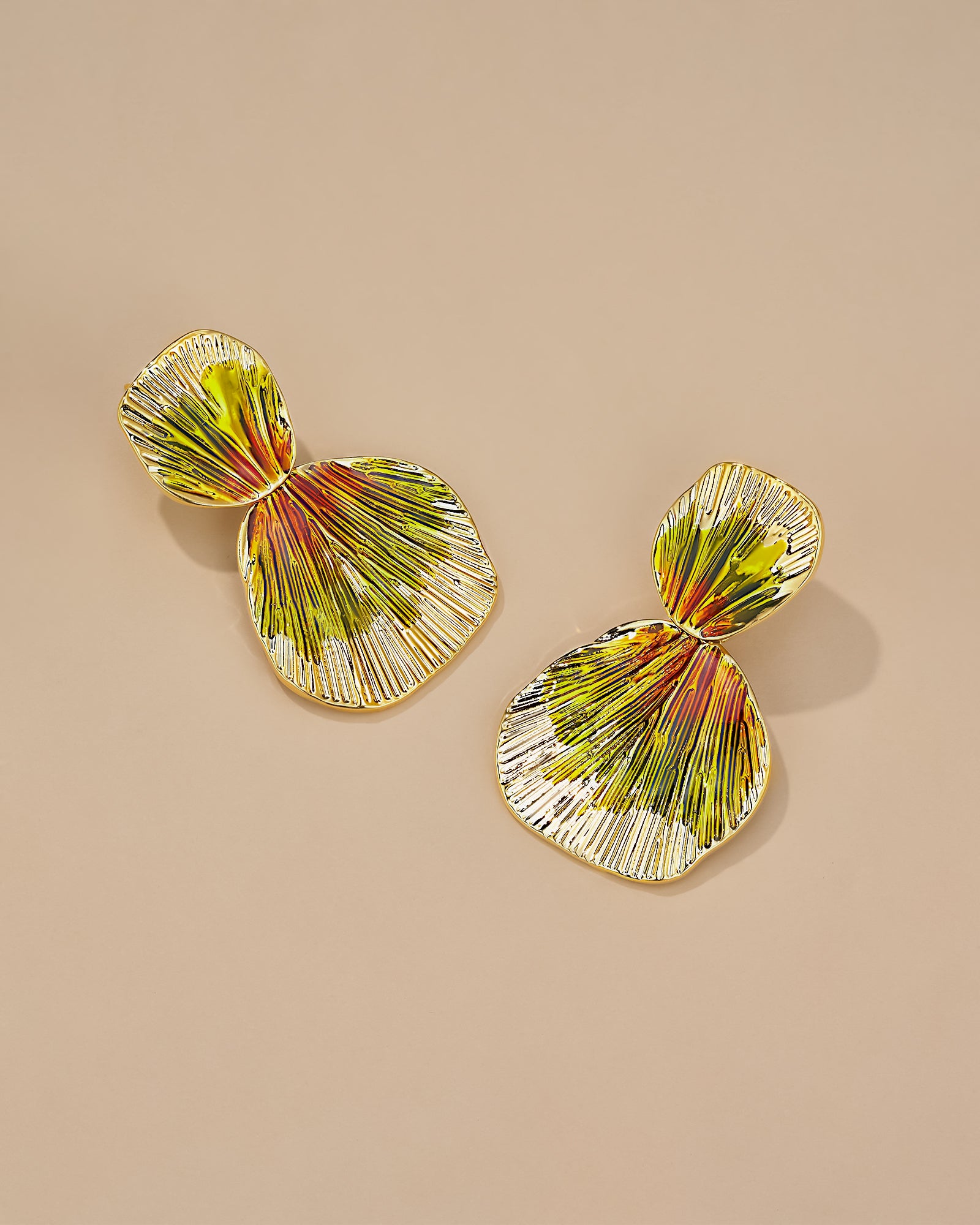 Ribbed Enamel Dangle Earrings In Maple Boho Style