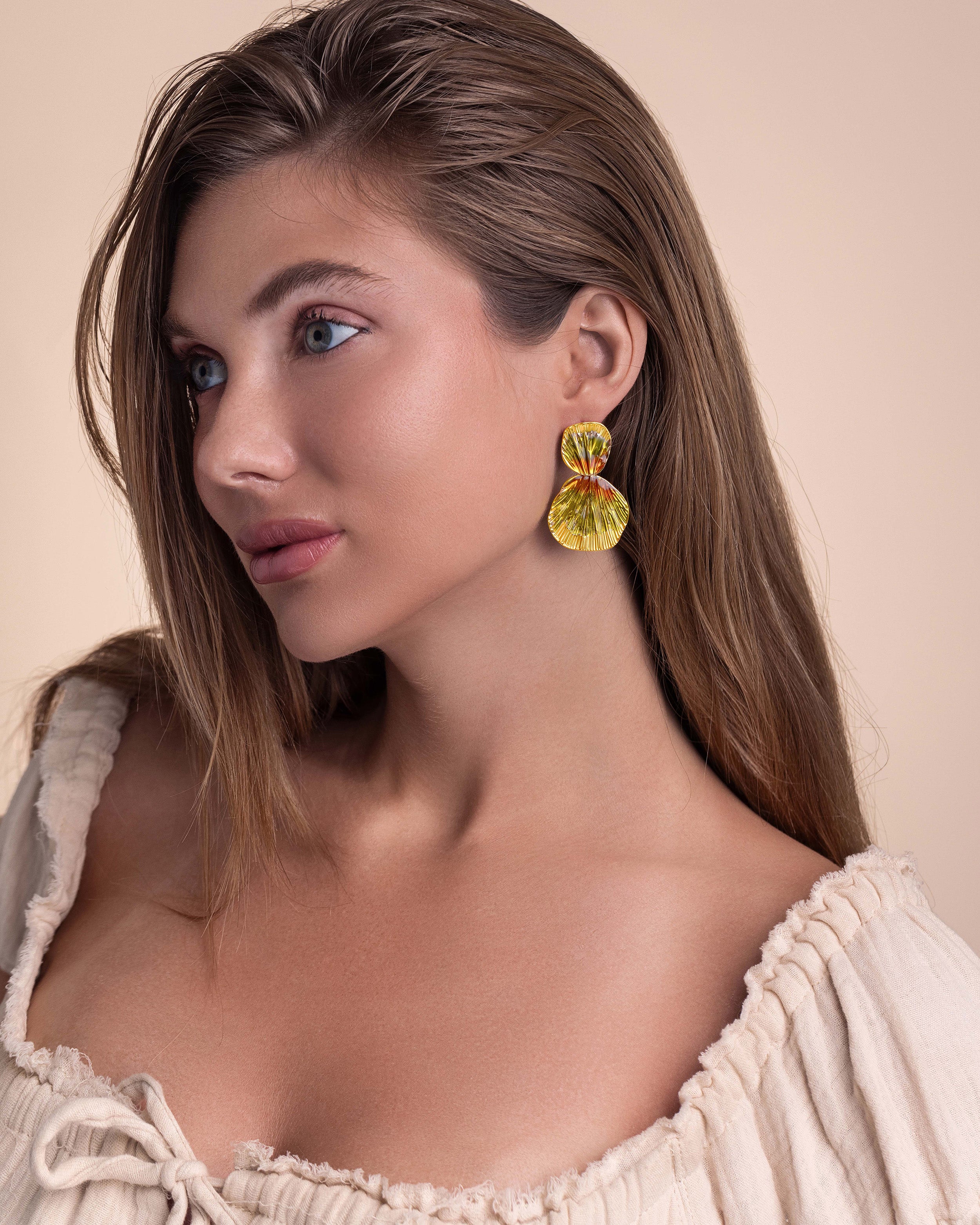 Boho Ribbed Enamel Dangle Earrings - Maple