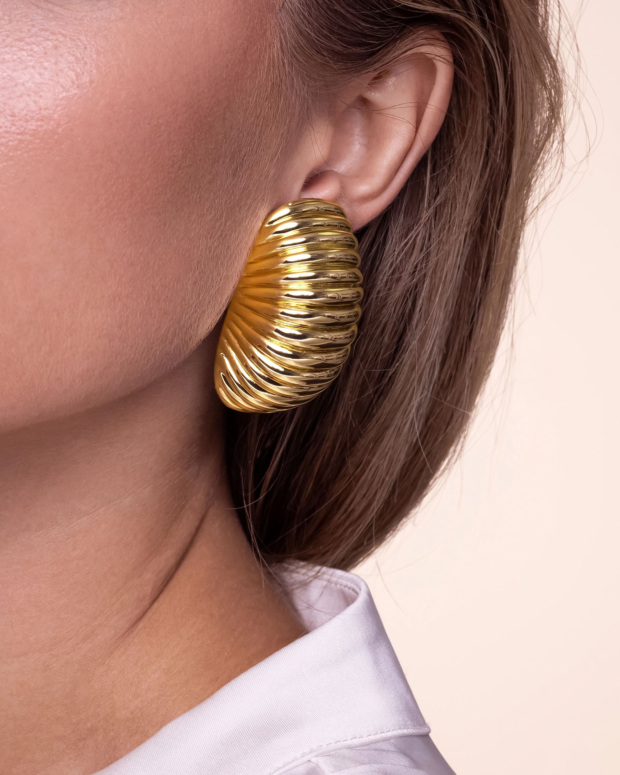 Extra Large Clip On Earrings In Gold Tone Ribbed Pattern Design