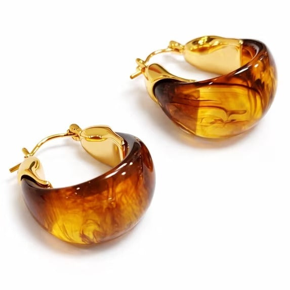 Women’s Amber-Tone Marbled Hoop Earrings with Gold-Tone Accents, Glossy Wide Hoop Style